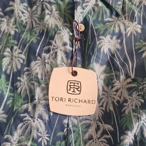 Tori Richard Blue and Green Tropical Shirt